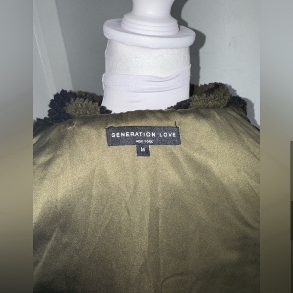 Generation Love Cedric Camouflage Fleece/Size Medium - Picture 7 of 9